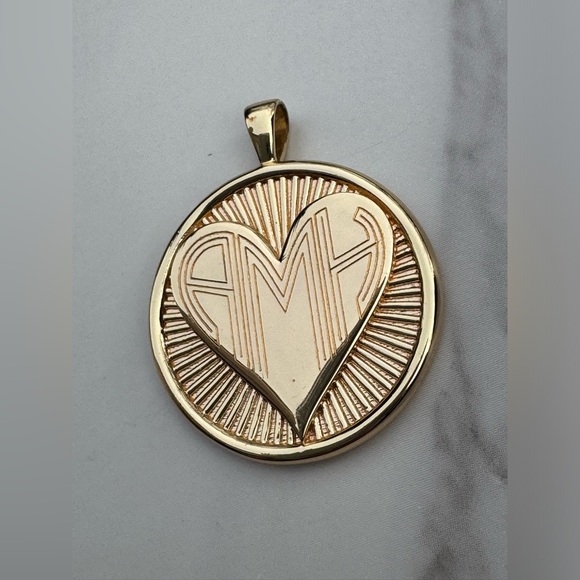 JANE WIN Love Hearts Find Me Pendant Engraved 14k GP Gold Charm - Picture 3 of 6